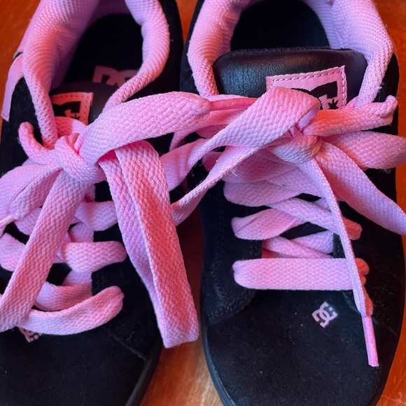Rare Y2K Black & Pink DC Court Graffik Sneakers - Picture 10 of 10